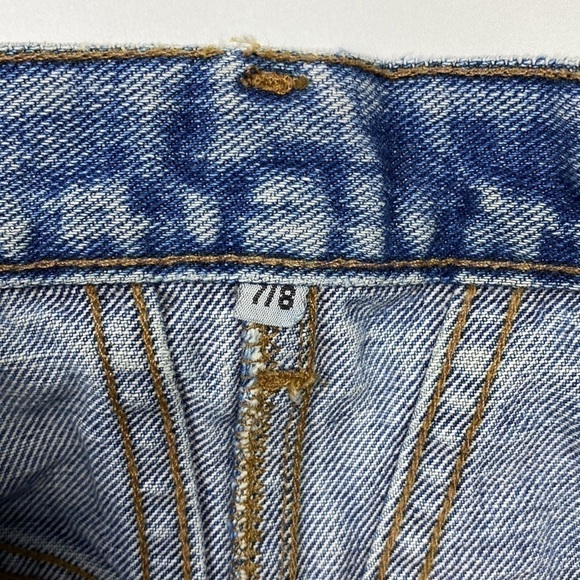 Marithe Francois Girbaud Hi-Rise Raw Hem Denim Shorts Size 7/8 - Picture 8 of 14